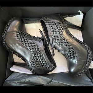 Catharine Malandrino Antoine booties